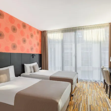 Hotel Art 4*
