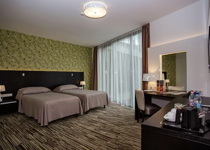 Art 4* Szeged