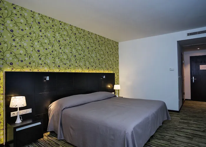 Art Hotel 4*