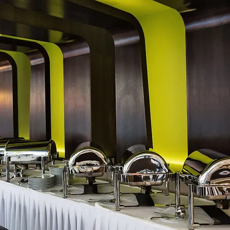 塞格德艺术酒店 塞格德