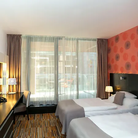 塞格德艺术酒店 酒店