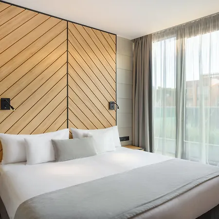 Art Hotel 4*